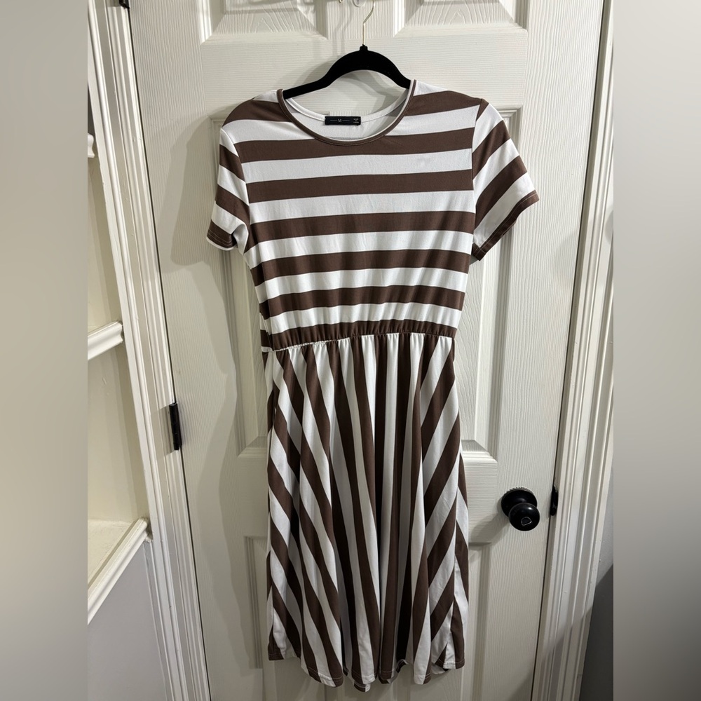 Striped Brown and White Short Sleeve Midi Dress